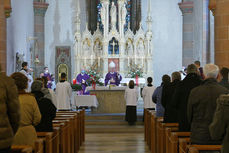 Beauftragung zu Lektorat und Akolythat in St. Marien, Volkmarsen (Foto: Karl-Franz Thiede)